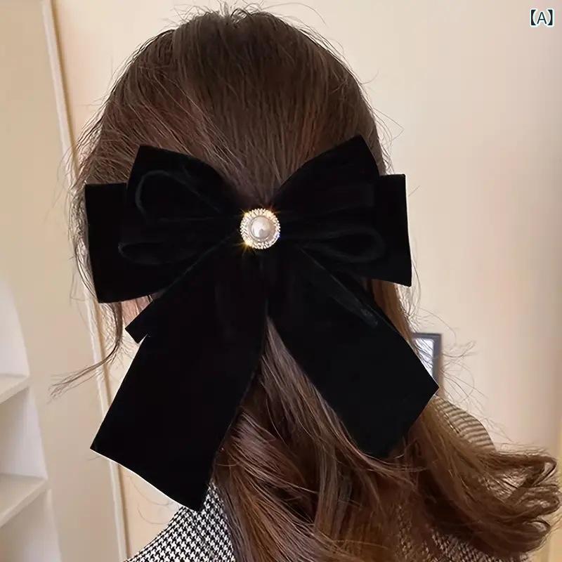 リバーパディのヘアアクセサリー レディース バレッタ 髪留め 髪飾り 布製 ベルベット 蝶々結び リボン 春夏 秋冬 ロングリボン パール装飾 上品 エレガント 大人かわいい おしゃれ きれいめ カジュアル フォーマル 発表会 結婚式 パーティー クリスマス ヘアアレ｜アングル2