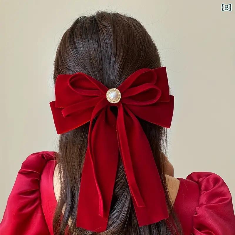 リバーパディのヘアアクセサリー レディース バレッタ 髪留め 髪飾り 布製 ベルベット 蝶々結び リボン 春夏 秋冬 ロングリボン パール装飾 上品 エレガント 大人かわいい おしゃれ きれいめ カジュアル フォーマル 発表会 結婚式 パーティー クリスマス ヘアアレ｜アングル3