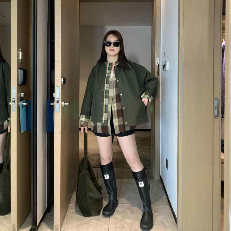 ジャケット レトロ 日系 アウトドア ワークウェア 防水 コーデュロイ リバーシブル チェック柄 暖かみ 普段使い 軽量 伸縮性・・版型: ゆったり・袖丈: 長袖・襟: ポロ・前立て: シングル・柄: 無地・サイズ展開: 36.38.40・カラー展開: ダークブルー.セージグリーン