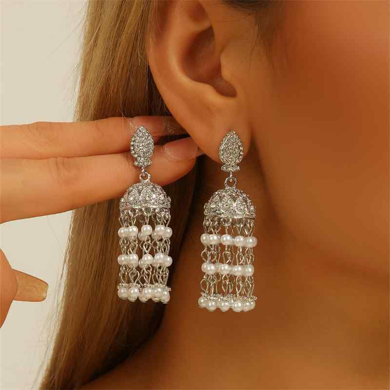 ピアス ピアス イヤリング フレンチ リバイバル パール タッセル ビッグ 個性的 女性用 華奢 ファッション アクセサリー シルバー ゴールド 秋冬 普段使い 軽量 金属 イヤードロップ