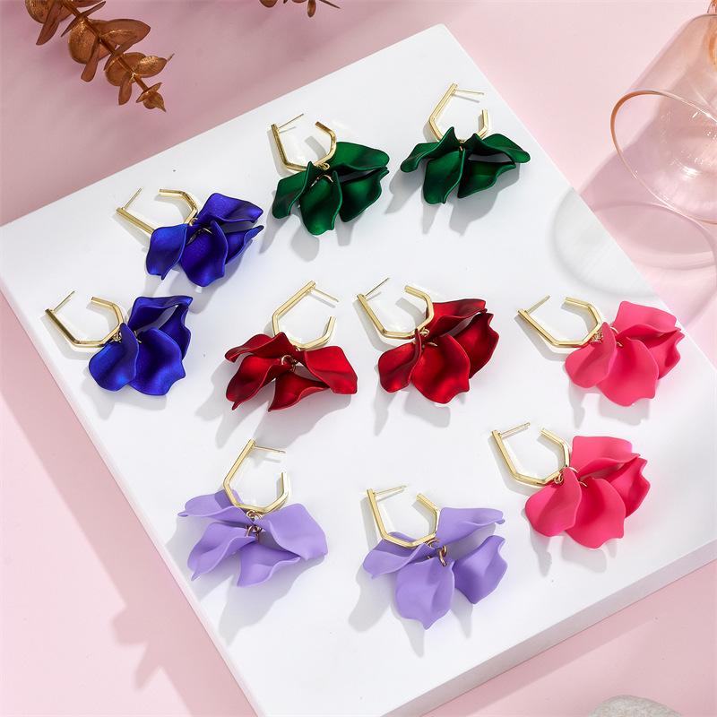 乐天商城 - イヤリング ピアス 花びら 葉っぱ モチーフ レディース 925シルバー針 欧米 レトロ 花柄 清新 夏 春夏 軽量 揺れる ドロップ型 フラワー グリーン系 ピンク系 普段使い アクセサリー