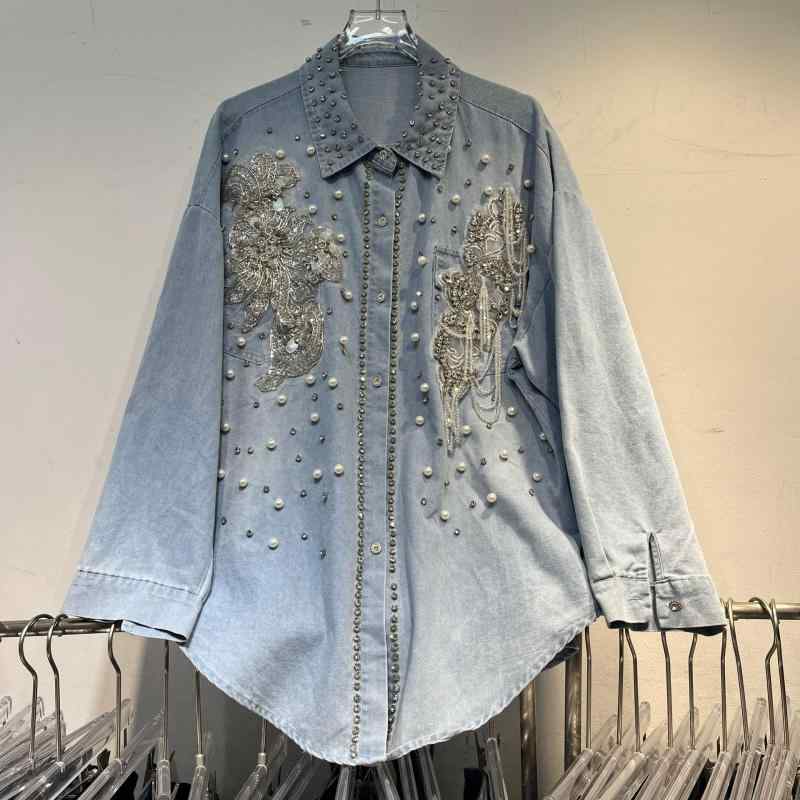 乐天商城 - カットソー 女性用 春夏 牛仔 トップス 花柄 シャツ ワイドシルエット ルーズフィット 開襟 切り替え ビーズ装飾 軽量 伸縮性 吸湿速乾 デニム素材 普段使い かわいい ファッション ブラウス
