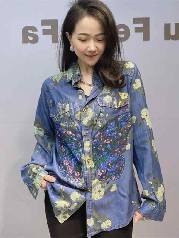 樂天商城 - シャツ 女性用 春夏 接触冷感 デニム 薄手素材 垂感 ゆったり スリム効果 スタンドカラー 長袖 装飾 軽量 通気性 吸湿速乾 綿混 伸縮性 カジュアル 普段使い トップス ブラウス シャツ 牛仔シャツ 爽やか 涼しい 柔らかい 細身シル
