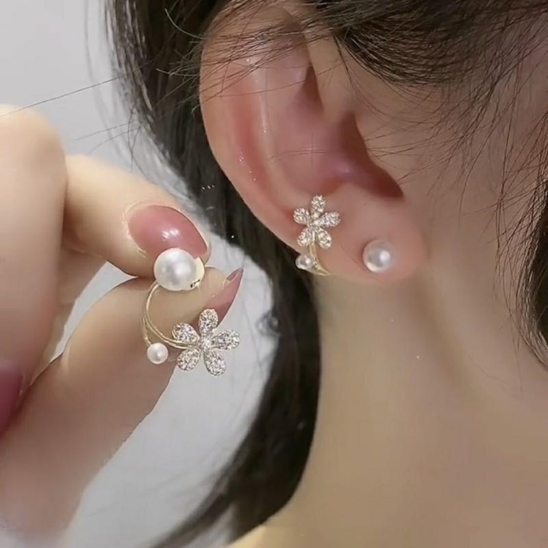 ピアス フラワー パール 女性用 かわいい デザイン 潮トレンド イヤリング 軽量 軽奢 耳飾り アクセサリー ジュエリー ファッション アクセント デイリー 普段使い 華やか 繊細 ゴールド シルバー ピンクゴールド イヤーカフ スタッド ドロップ イ