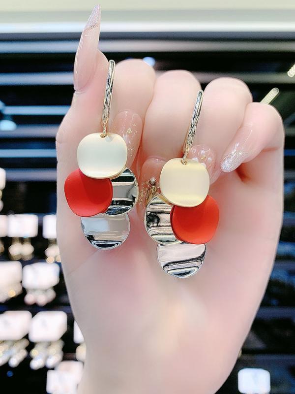 イヤリング 女性用 金属 円形 シンプル デザイン 韓国 ファッション アクセサリー 気質 シルバーニードル 耳飾り ドロップ かわいい 軽量 普段使い 春夏 秋冬 通年