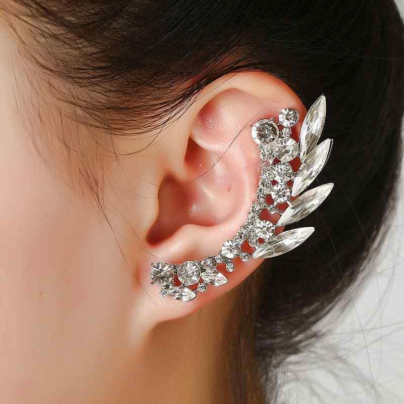 ピアス イヤリング 女性用 ファッション 欧米 派手 個性的 多層 ラインストーン 輝き アクセサリー 耳飾り 華やか キラキラ ステートメント ジュエリー 日常使い