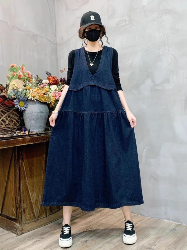 樂天商城 - ワンピース レディース 春夏 牛仔 切り替え 貼布 ワイド Vネック ゆったり シルエット 肩紐なし デザイン ミドル 丈 スカート デニム 素材 軽量 伸縮性 通勤用 普段使い カジュアル スタイル ブラック ピンク系 アイボリー