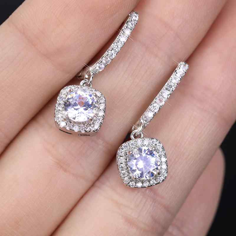 ピアス レディース ジルコニア フープピアス 小ぶり 小さめ 金属アレルギー対応 シルバーアクセサリー 軟骨用 耳飾り 両耳 シンプル 上品 フェミニン 大人かわいい おしゃれ きれいめ カジュアル デイリー 普段使い オフィス パーティー フォーマル