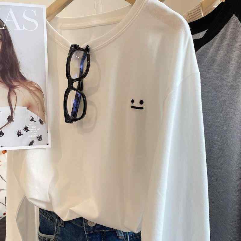 乐天商城 - 春夏 女性用 トップス ゆったりシルエット スリム効果 ホワイト スマイルプリント 長袖 ラウンドネック 裏起毛 ブラック コットン 百搭 インナー シャツ Tシャツ かわいい 普段使い 柔らかい素材 伸縮性 軽量