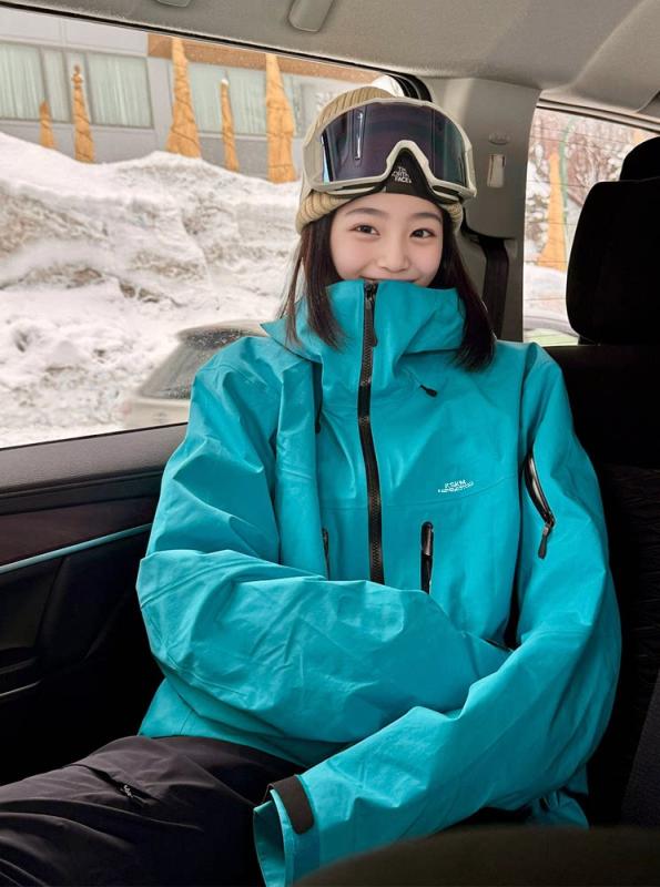 レディース 登山ジャケット ラグーンブルー 3-in-1 防風 防水 アウトドア 春夏 軽量 伸縮性 吸湿速乾 多機能 アメリカンスタイル ハイキング トレッキング ブルー系 機能性 耐久性