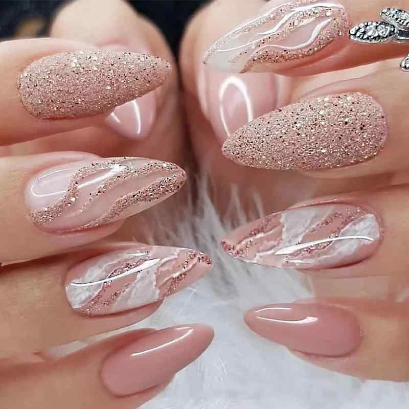 Other - ネイルチップ 指甲片 かわいい ピンク系 裸色 フラッシュパウダー ジェルネイル セルフネイル ラメ入り 柔らかい ピースフル 女性用 通勤用 普段使い 軽量 伸縮性 再生繊維 シンプルデザイン ギフト向け セット