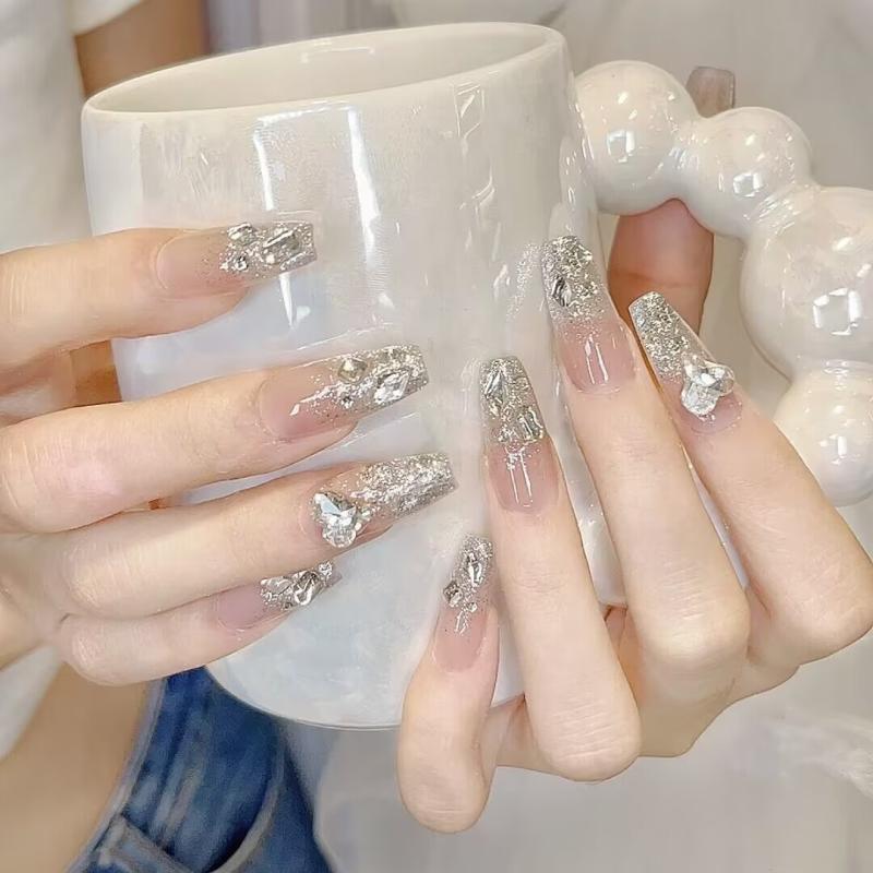 Other - ネイルシール 水晶 偽物ネイル かわいい 美甲 春夏 気質 着用式 甘辛 インスピレーション スタイル 透明 キラキラ デコレーション 指先 アクセサリー セルフネイル 簡単 貼り付け ファッション トレンド 女性用