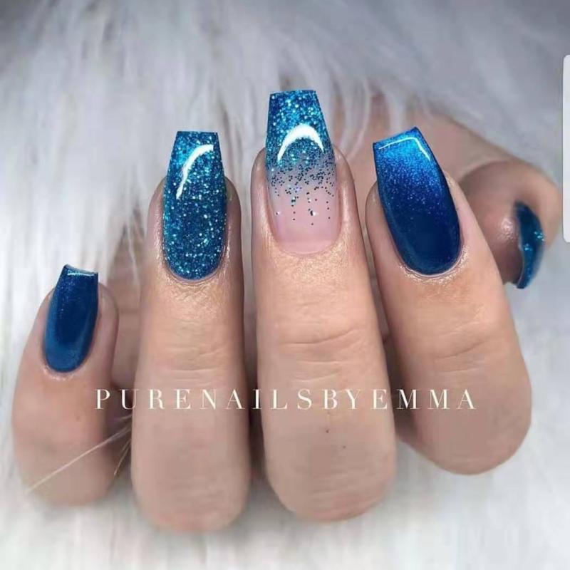 Artificial Nails - 美甲 貼り付け式 人工爪 プレスオン ネイル セット 指先 装飾 ファッション アクセサリー 貼り付け 簡単 デザイン 豊富 日常使い セルフネイル キット 透明 クリア ベース 強化 耐久 仕上げ 輝き 女性用 手元 コーディネート