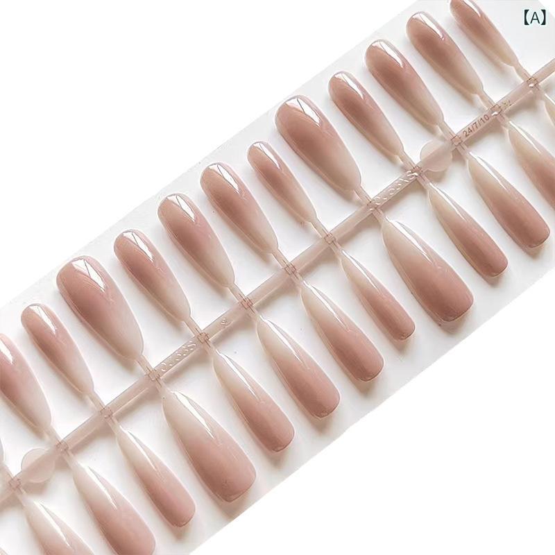 ネイルチップ グラデーション ハンドメイド ベージュ系 貼り付け 光沢 気品 取り外し可能 フレンチスタイル ジェルネイル セルフネイル 透明感 女性用 指先ケア シンプルデザイン 日常使い 軽量 伸縮性 ピンクベージュ