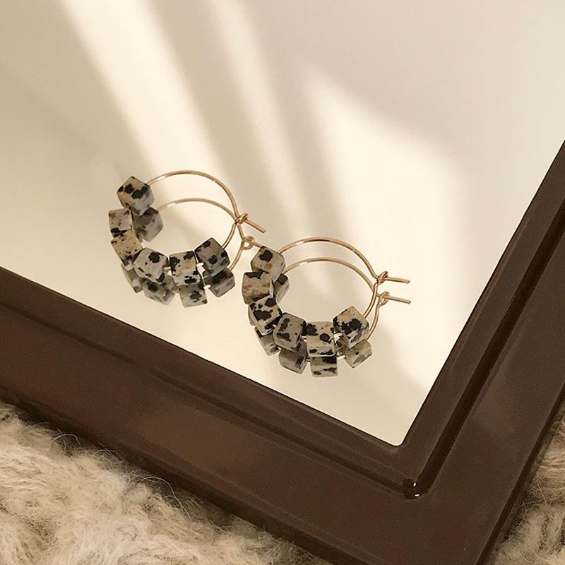 Cubic Zirconia - イヤリング 女性用 天然石 丸型 軽量 デザイン 高級感 気質 耳飾り かわいい アクセサリー ゴールド シルバー シンプル 日常使い 軽やかな着け心地 ファッション 小さめ 繊細 ジュエリー