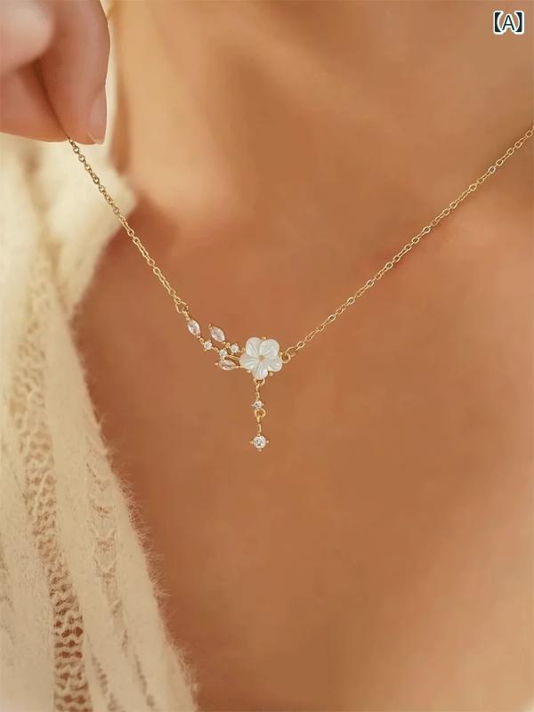 SWAROVSKI - ネックレス 女性用 軽量 高級感 個性派 鎖骨チェーン シンプルデザイン ゴールド加工 プレゼント ギフト かわいい アクセサリー ジュエリー シルバー ピンクゴールド
