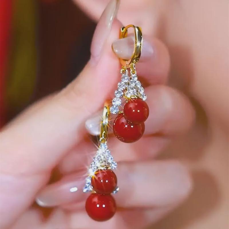 Rubellite - イヤリング ピアス 赤 真珠 女性用 秋冬 気質 ファッション 百搭 洋気 顔痩せ 耳飾り 軽量 シンプル ゴールド加工 ジルコニア アクセサリー 日常使い かわいい 華やか