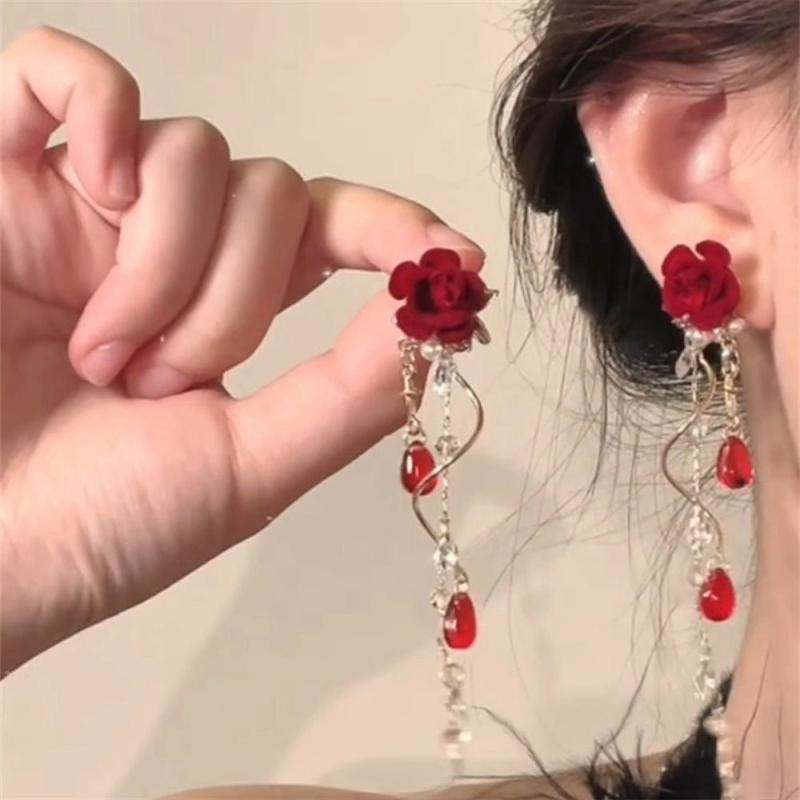 Peridot - イヤリング ピアス 耳飾り 法式 レトロ かわいい 流蘇 耳クリップ 秋冬 女性用 ゴールド ローズ デザイン 軽量 華やか アクセサリー ファッション ジュエリー ゴールドチェーン 揺れる モダン シンプル デイリー 使い 通勤 普段使い 細工 繊細