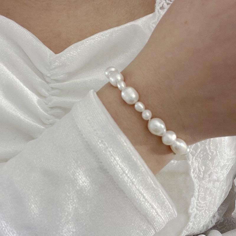 韓国 シンプル クールトーン 淡水パール ブレスレット 女性用 かわいい 甘め ベーシック アクセサリー シルバー ゴールド 細身 長さ調整可能 普段使い デート ギフト 軽量 耐久性 ナチュラル ホワイト ピンク ブラック(4.0)