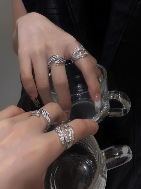 Other , Materials - 指輪 女性用 オープンデザイン かわいい ヒョウ柄 インスピレーション トレンド ファッション ジルコニア 輝き 軽量 普段使い シルバー調 ベーシック アクセサリー 指先装飾 スタイリッシュ シンプル モダン