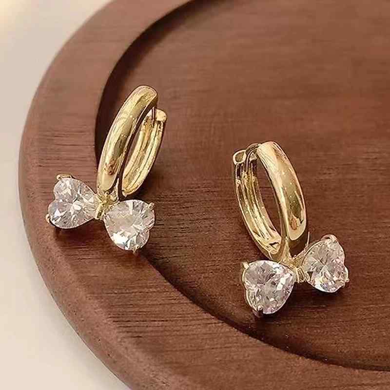 Chromium - レディース イヤリング ハート 心形 蝶結び デザイン アクセサリー 優雅 甘い プリンセス 耳飾り かわいい 華奢 ゴールド シルバー 春夏 普段使い ギフト 軽量 シンプル 女性用 ファッション ジュエリー