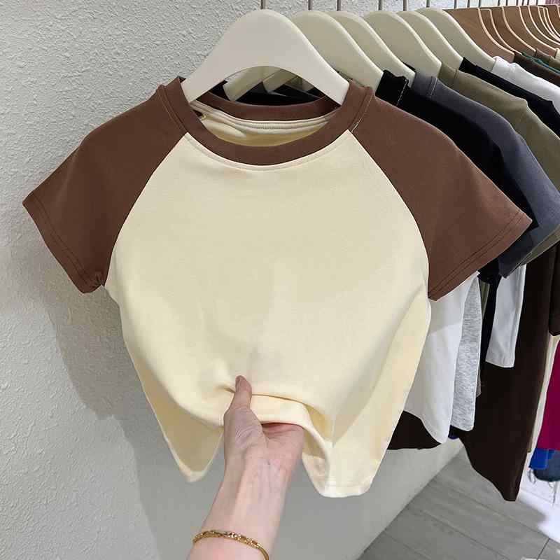 Tシャツ 女性用 夏 春夏 カラーブロック 肩切り替え 短袖 トップス デザイン性 百搭 ハイウエスト クロップド 修身 軽量 吸湿速乾 綿混 ビッグシルエット Vネック ブラック ピンク系 アイボリー 通勤用 普段使い アウトドア