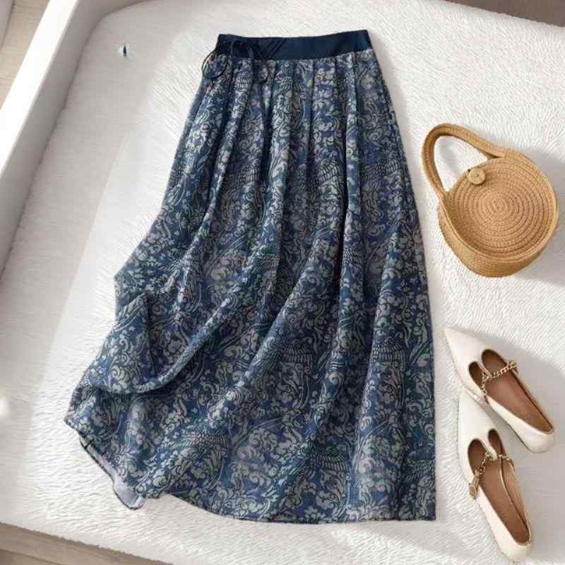 Women's Summer Skirt, Lightweight, High-Waisted, Retro, Large Flare, Midi Length, Floral Print, Chiffon, Romantic, A-Line, Lightweight, Moisture-Wicking, Quick-Drying, Flare Skirt, Midi Skirt, Floral Skirt, Chiffon Skirt, High-Waisted Skirt, Spring/Summer, Everyday Wear, Light and Airy, Flare Silhouette