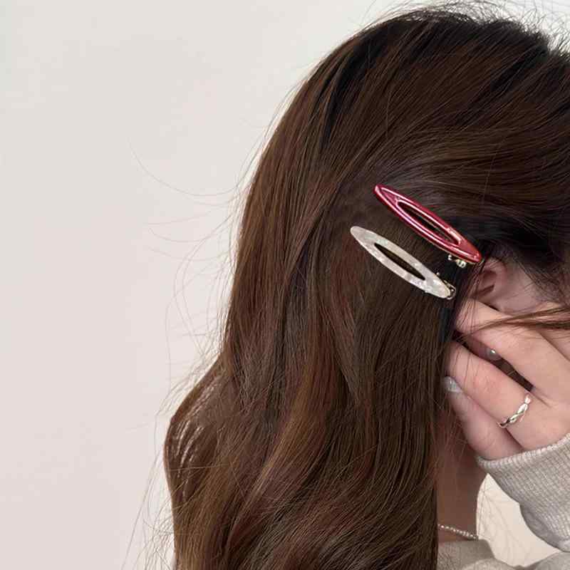 乐天商城 - ヘアアクセサリー 女性用 韓国 醋酸素材 レース加工 楕円形 ヘアピン 気質 鴨嘴クリップ サイドヘア フリンジ バング ヘア飾り 軽量 普段使い 多用途 シンプル デザイン ブラック ベージュ ピンク系 春夏 秋冬
