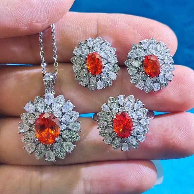 Rakuten - レディース アクセサリー セット 赤い ルビー 太陽花 モチーフ ネックレス ピアス 指輪 ペンダント 3点 組み合わせ かわいい 華やか デザイン ゴールド調 普段使い 通勤用 ギフト向き