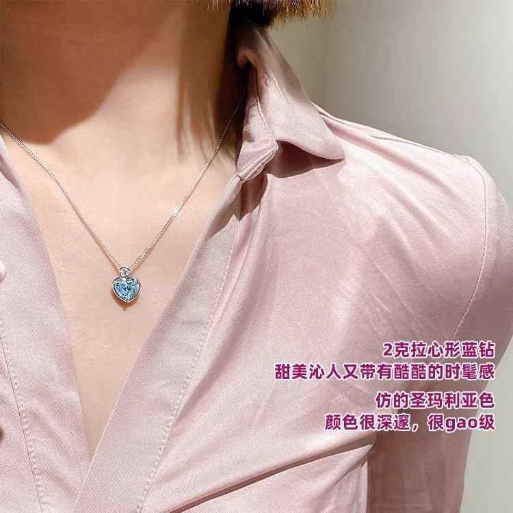 Cubic Zirconia - ハート ペンダント ネックレス 女性用 かわいい アクセサリー ジルコニア 装飾 ラピスラズリ 人工 チェーン 細工 シンプル デザイン 普段使い ギフト 向き 高級感 輝き 繊細 シルバー 調 ロマンチック スタイル
