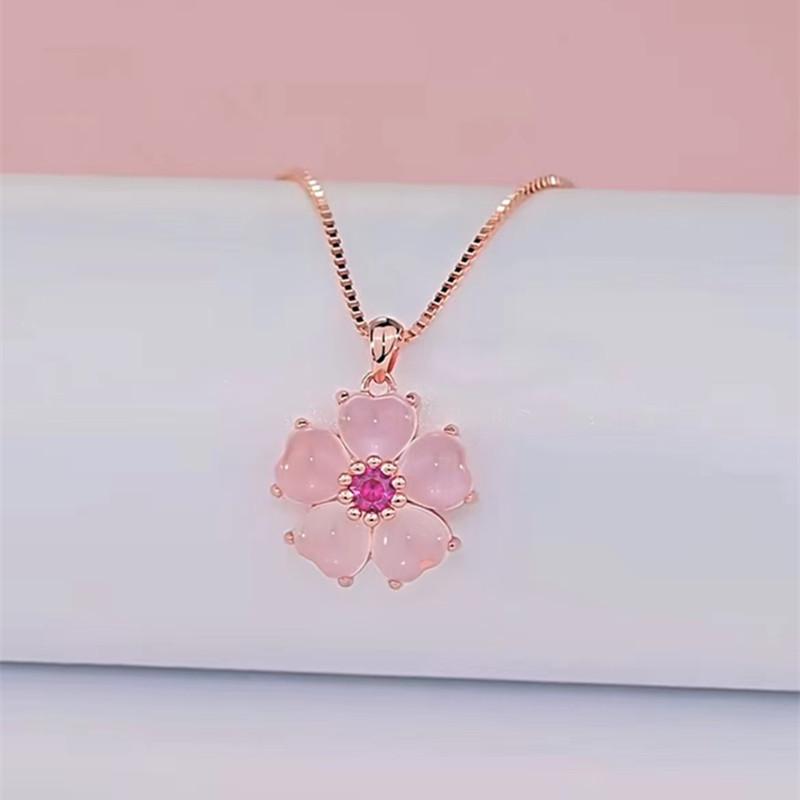 ネックレス 女性用 かわいい ピンク 桃心 水晶 吊り下げ ローズクォーツ 芙蓉石 鎖骨チェーン ラッキーアイテム 桃花 アクセサリー ピンク系 細身 軽量 普段使い 通勤用 ジュエリー