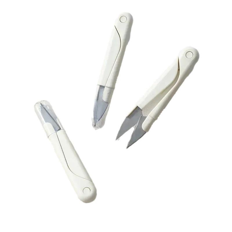 裁縫 キット ミニ ポータブル 小型 ナイフ ステンレス 製 ハサミ 帽子 付き 手芸 道具 家庭用 クロスステッチ 糸切り ハサミ 軽量 コンパクト 裁断 ツール 縫製 アクセサリー 修理 キット