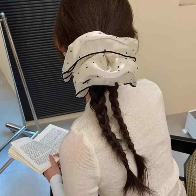ヘアアクセサリー 女性用 大きめ 腸モチーフ ヘアゴム ルーズスタイル ポニーテール ヘアバンド 後頭部 フラワー シンプル ベーシック ヘッドアクセ かわいい 普段使い 軽量 伸縮性 ブラック ピンク系 アイボリー 春夏 秋冬 通年