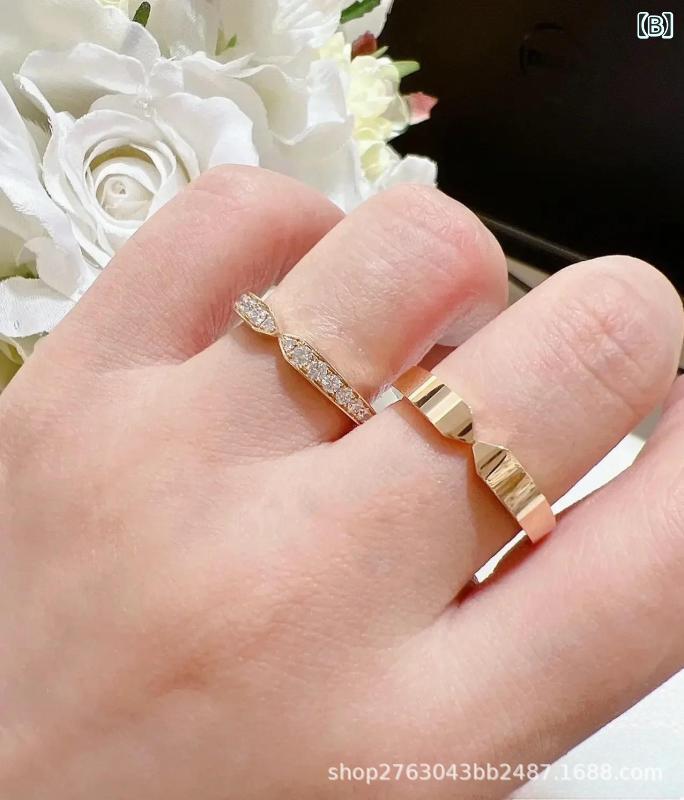 リバーパディの指輪 女性用 メンズ ユニセックス Vネック 18K 電気メッキ加工 フルジルコニア 光沢 表面 高級感 軽量 ファッション 指輪 シルバー ゴールド ピンクゴールド 普段使い 通勤 ギフト アクセサリー｜アングル2