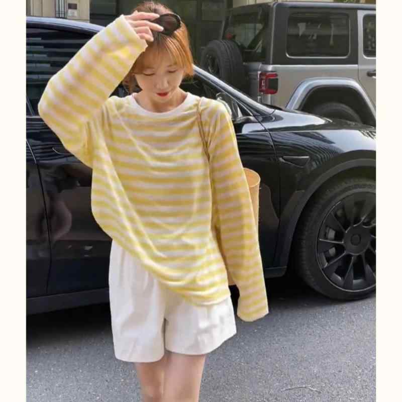 Rakuten - 長袖Tシャツ 女性用 薄手 防晒 罩衫 夏 2025新款 韓国 ゆったり 気質 小柄向け ストライプ トップス 吸湿速乾 接触冷感 軽量 カジュアル ブラック ホワイト ネイビー 春夏 通勤 普段使い
