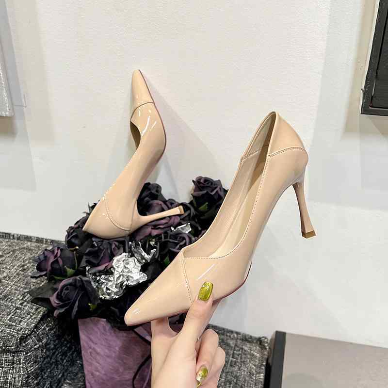 パンプス 女性用 細ヒール 黒 靴 真皮 通勤用 仕事用 職業用 フラット ポインテッドトゥ 軽量 伸縮性 ハイヒール ローヒール ラウンドトゥ スクエアトゥ ビジネス フォーマル 普段使い 四季 通年 ベーシック クラシック シンプル スタイリッシュ riverpaddy-11243754 リバーパディ パッケージ画像