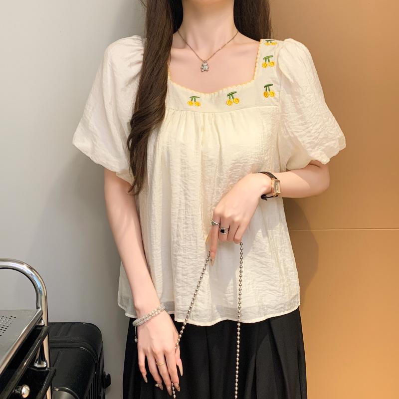 春夏 女性用 フレンチスタイル スクエアネック 刺繍 シャツ ラッフルスリーブ ゆったりシルエット ボディカバー スリム効果 雪纺 トップス ブラウス 軽量 通勤 普段使い 伸縮性 吸湿速乾 ピンク系 アイボリー カジュアル