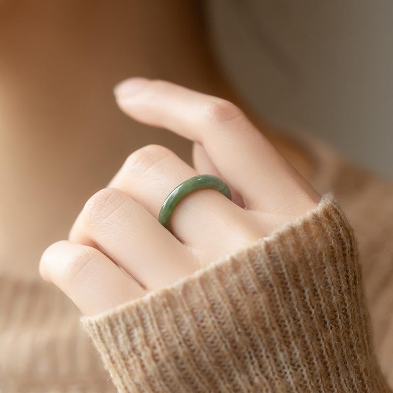 指輪 女性用 緑茶モチーフ 翡翠 石 かわいい 細身 冷淡 学生向け 普段使い 軽量 ア...