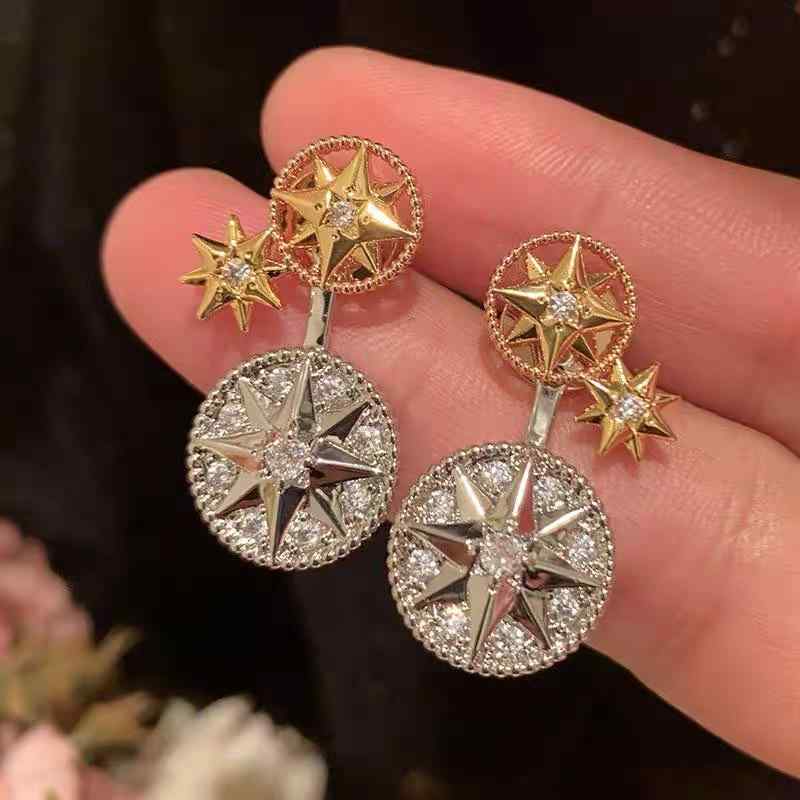 Cubic Zirconia - レディース イヤリング 電気メッキ加工 高級感 デザイン 丸型 太陽花 八芒星 切り替え 空洞 微細 ジルコニア 装飾 繊細 軽量 ラグジュアリー ゴールド フラワー モチーフ 華奢 女性用