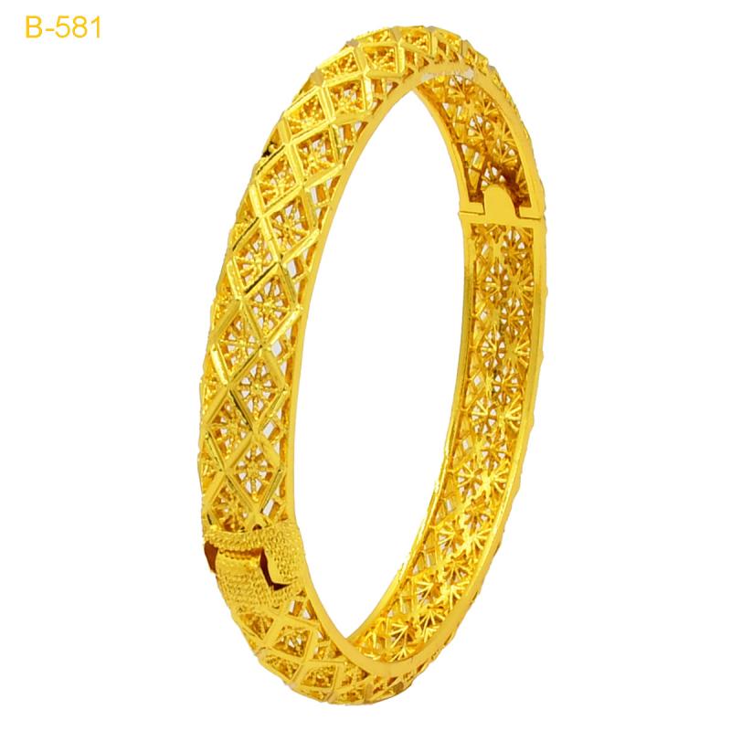 レディース 手首アクセサリー 女性用 ゴールド ブレスレット バングル 24K 電気メッキ加工 空洞 彫刻 花柄 トーテム 結婚式用 シンプル 華やか ゴールドカラー 軽量 普段使い かわいい 女性向け ジュエリー アクセサリー 手元 装飾