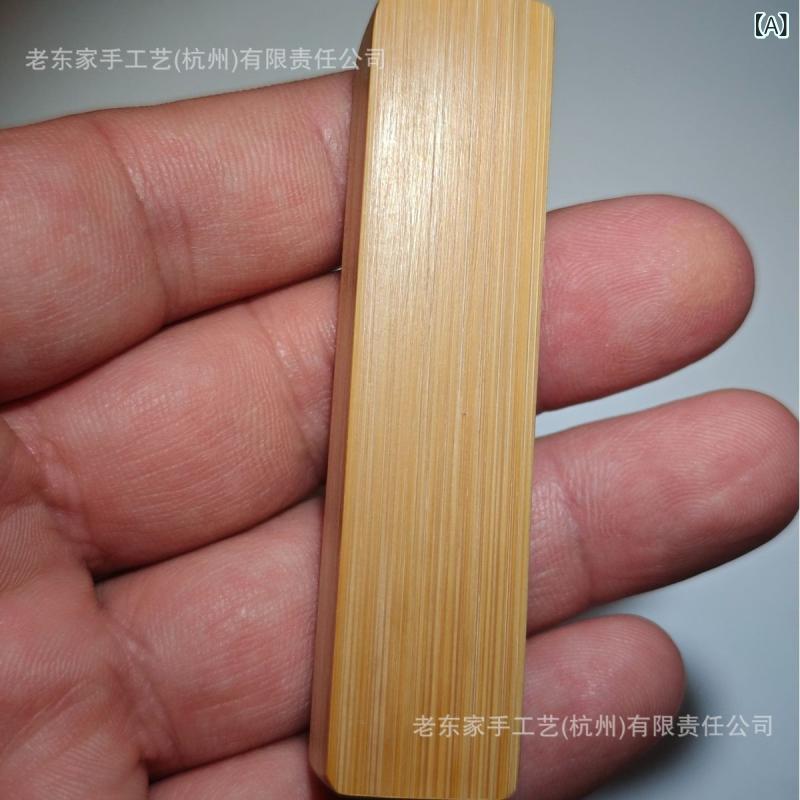 樂天商城 - キーホルダー 竹製 彫刻 スマホ 鍵 バックパック ハング アクセサリー 手芸 工芸品 天然素材 軽量 日常使い インテリア 飾り ユニーク デザイン 携帯 便利 アイテム