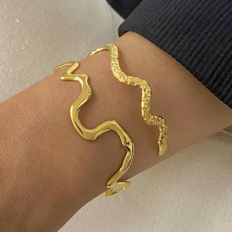 Other - ブレスレット 女性用 ステンレス 波浪デザイン 色落ちなし アクセサリー タイタン シンプル 普段使い 軽量 耐久性 シルバー ユニセックス