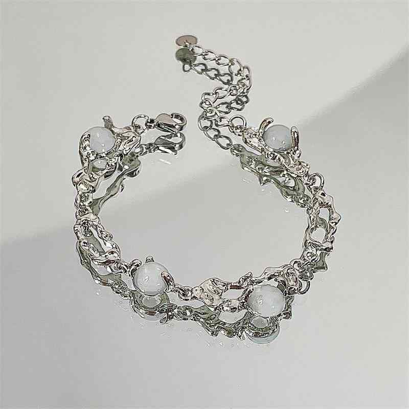ブレスレット 女性用 かわいい ビーズ デザイン 夏 春夏 カジュアル アクセサリー 手元飾り 軽量 シンプル ピンク系 シルバー ゴールド 普段使い 通勤 通学 ギフト ラッキーアイテム 再生繊維 伸縮性 快適 ファッション コーディネート トレンド(4.0)