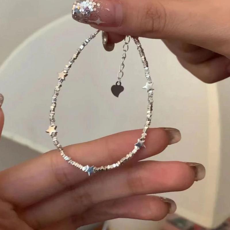 Leather - レディース 手链 シルバー 星モチーフ かわいい スタイリッシュ レイヤード アクセサリー チェーン デザイン 細身 軽量 普段使い ギフト ラッキーアイテム ファッション ジュエリー 手元 装飾 華やか 繊細 輝き 女性用 トレンド シンプル 重ね付け