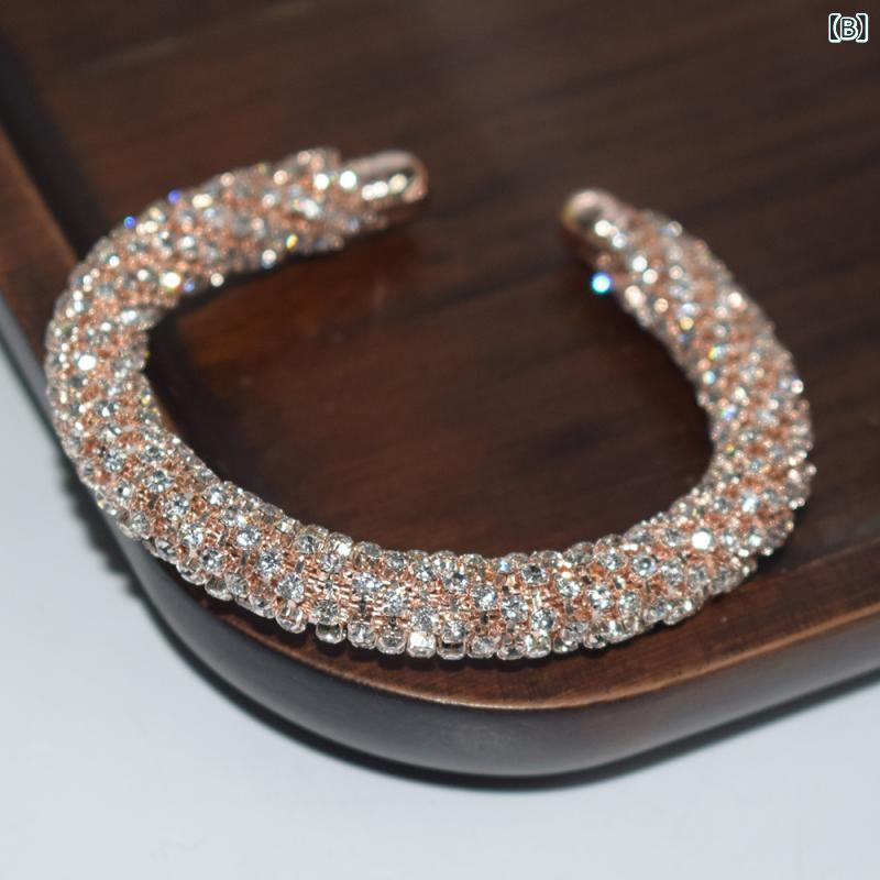 レディース 手首アクセサリー ハンドメイド ブレスレット 派手デザイン デザイン性 個性的 ステートメント ジュエリー ジルコニア 装飾 輝き 女性用 日常使い ファッション アクセント かわいい スタイリッシュ 3