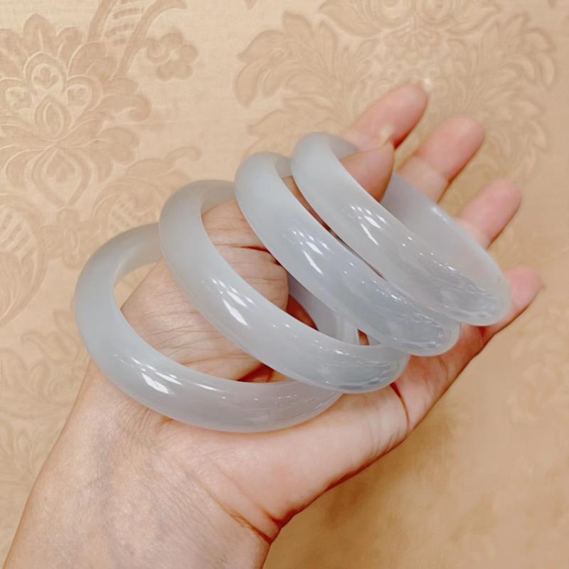 ブレスレット 女性用 猫眼石 手链 アイスブルー グラデーション ガラス アクセサリー かわいい 普段使い 軽量 高級感 アイボリー ブルー系 春夏