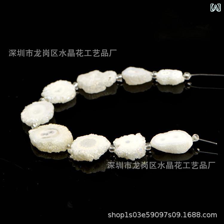 アクセサリー ファッション 天然石 花モチーフ ハンドメイド アクセサリー かわいい 普段使い 女性用 軽量 シンプル デザイン グリーン系