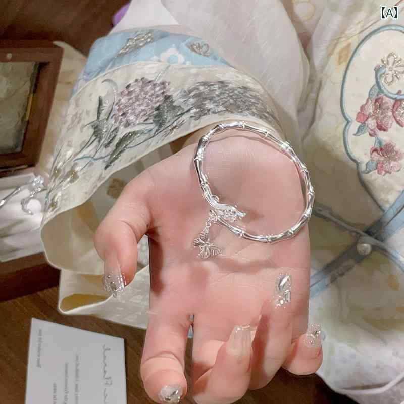 リバーパディのシルバーブレスレット 女性用 銀 999 蝶 花 ファッション オープン バングル 手首 ジュエリー プレゼント かわいい 軽量 アクセサリー 日常使い シンプル モダン｜アングル2