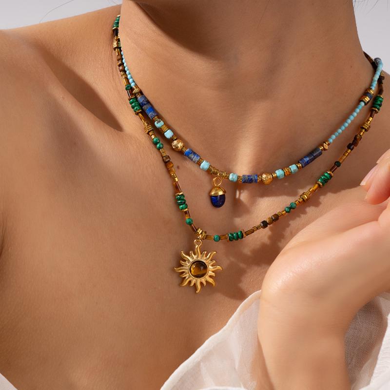 SWAROVSKI - レディース ネックレス 青金石 虎眼石 太陽花 デザイン 復古 女性用 串珠 吊坠 チェーン オリジナル デザイン ユニーク スタイル アクセサリー ジュエリー 天然石 ビーズ ペンダント ゴールドトーン ヴィンテージ レイヤード コーディネート