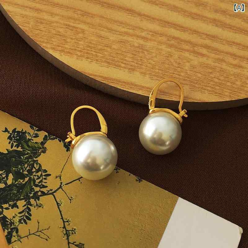 ピアス イヤリング 女性用 パール ピアス 復古 真金メッキ 真鍮 シンプル ファッシ...